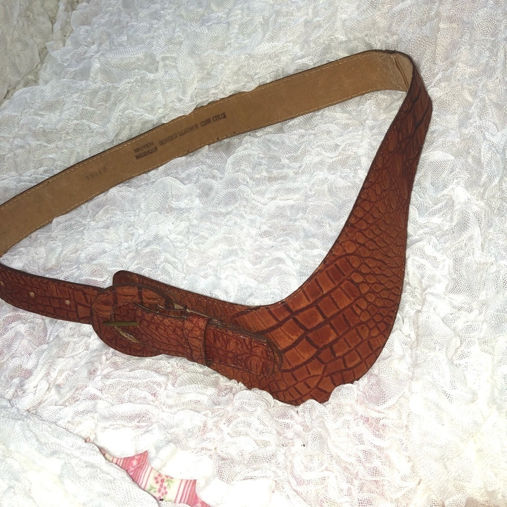 Brown  bonded leather size medCrocodile Pattern Women's Belt- 36” by 1 1/4”